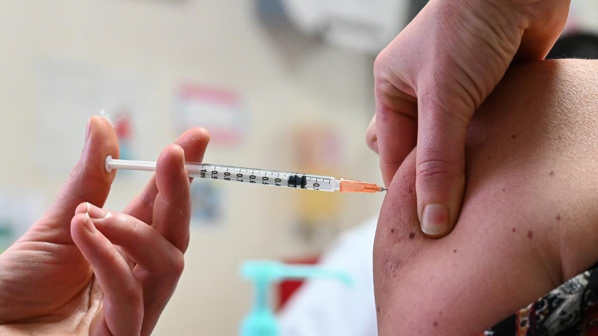 اللقاح بكورونا الثاني بعد الشخص يصاب هل هل بعد